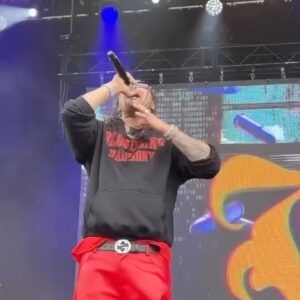 Bizzy Bone Instagram - WELLINGTON!!!!!!
Dreams come true ya’ll. Having the time of my life. 
Thank you guys.