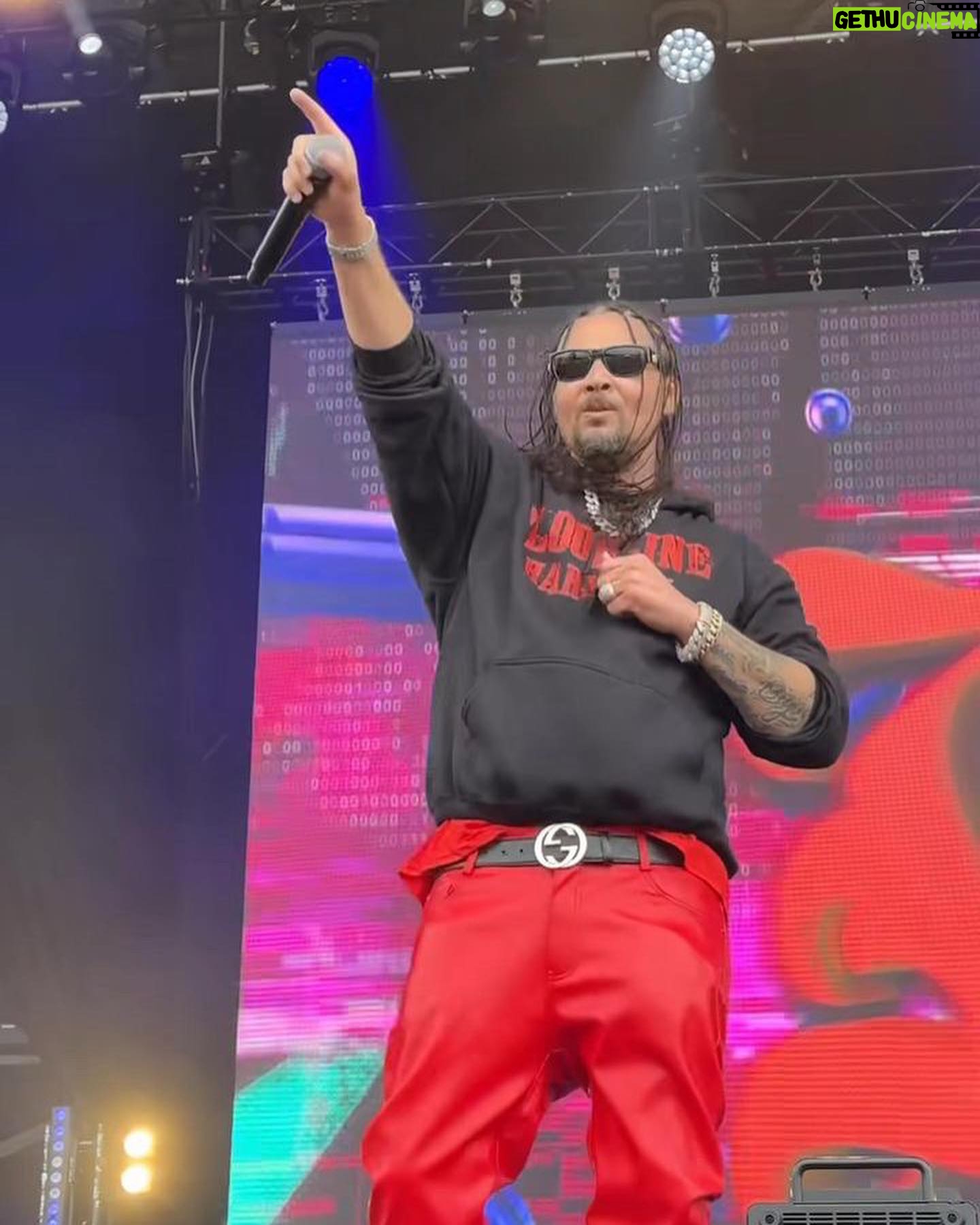 Bizzy Bone - 5.1K Likes - WELLINGTON!!!!!!
Dreams come true ya’ll. Having the time of my life.
Thank you guys.