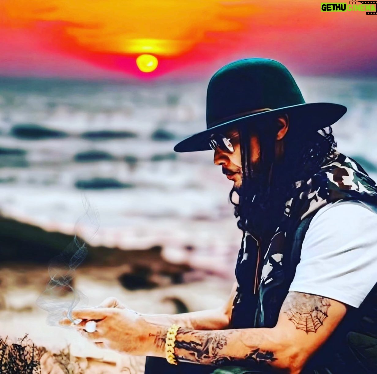 Bizzy Bone - 5.1K Likes - @juicyfest.co !!!!!!!
Im just as shocked as everyone else. Im hearing the fellas had some passport issues. But i assure you @ybl_sinatra (my child) and myself are going to give you guys a show you will remember for years to come. Some surprises too! No way i was gonna turn around , The Promoter INSISTED i still attend so YOU GUYS at the Festival were not disappointed entirely. So here i come the performance , the voice , the harmony. Bizzy MF Bone. I figured Kray was not gon be there because of his illness but Bone don’t miss no shows REGARDLESS. I am hearing its passport issues.
Long live Bone Thugs n Harmony. AUSTRALIA / NEW ZEALAND here i come!!!!! Lets have some fun. You will not be disappointed.