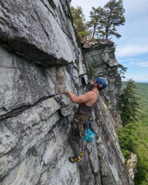 Bj Gruber Instagram - 🧗 🌳 #climber #adventure #athlete