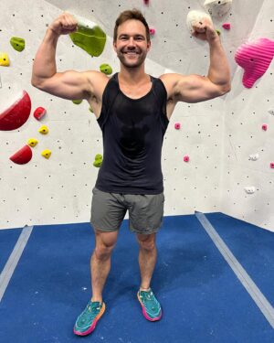 Bj Gruber Instagram - I’ve done zero bodybuilding for the last 3 years. I’ve been working out at a sports performance gym doing athletic conditioning and hiit and climbing mountains and plastic. My legs are still huge though. I’m not sure why I thought running and training for an ultramarathon would help me whittle them down, but they stayed pretty much the same.