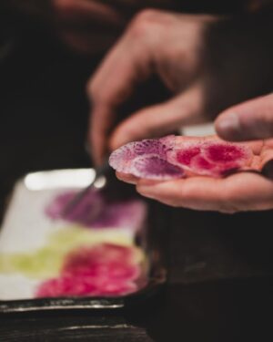 Björn Frantzén Instagram - Crudo: hamachi, tangelo, radish & marjoram - First serving in the dining room.

Sliced radishes for texture to the dish. Tangelo, which is a mix of mandarin, grapefruit, and pomelo, is fermented, and parts of it are used to create a vinaigrette with dashi and lime. The dish is finished with two oils: citrus leaf oil and marjoram oil @restaurantfrantzen