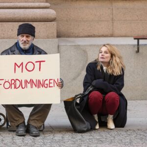 Björn Mosten Instagram - Kärlek och Anarki släpps på Netflix 4 nov ☀️ mindre än 50 dagar kvar alltså
@netflixnordic