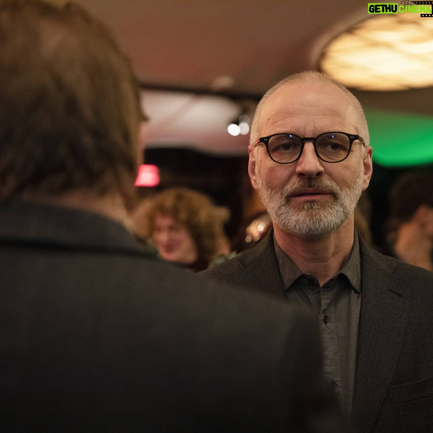 Björn Mosten - 30K Likes - Kärlek och Anarki släpps på Netflix 4 nov ☀️ mindre än 50 dagar kvar alltså
@netflixnordic
