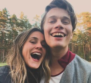 Björn Mosten Instagram - some disgusting, horrid fucking people i had to work with for 3 months 🤮