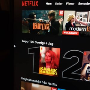 Björn Mosten Instagram - This is awesome. Thank you everyone for watching and thank you for every kind word spoken 💕