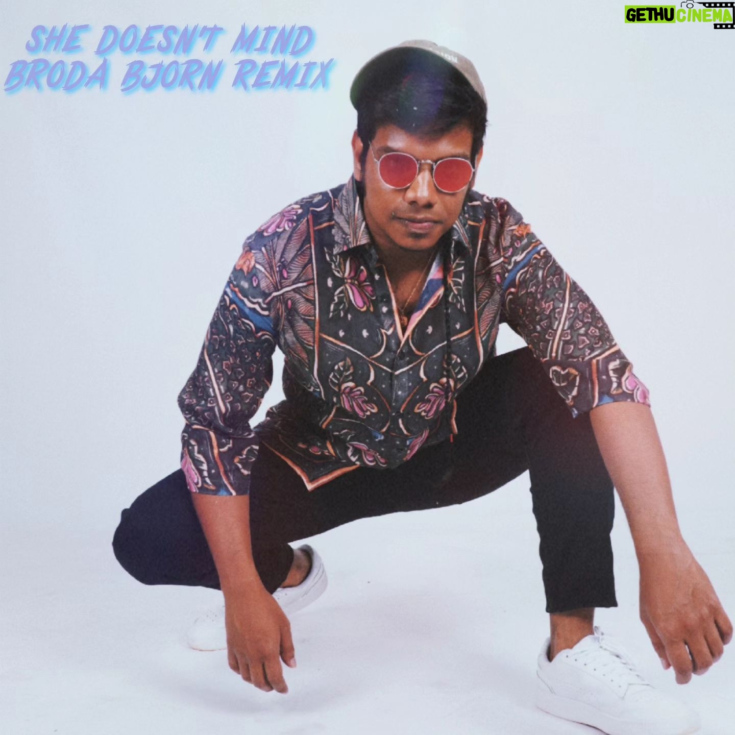 Bjorn Surrao - 2.8K Likes - Cruzin like a Spooderman š¹ļø' She doesn't mind ' out now on all digital and streaming platforms ! š
Save it to your playlists if you're vibin ā„ļø
Styled by š¶ļø @shilpaiyer
Picture by šø @lncphotographychennai
Shirt š @aishr96
.
.
.
.
.
.
.
.
.
.
#seanpaul #reggae
#shedoesntmind
#vibe #instagood #instavibes #bjornsurrao #photooftheday #musicians #photoshoot #independentartist #singer #mastertheblaster #kollywoodcinema #kollywood #instapost #picoftheday #tbt #instapicofthetday #actorlife #shootlife #workmode #cinema #actor #reggaeton #dancehall