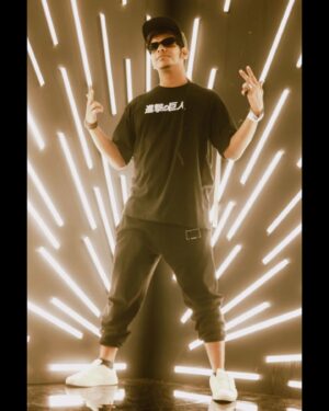 Bjorn Surrao Instagram - Had a fab time hangin and vibin out at Meta creator day 🫶🏽🥂 . Got a special #1minmusic cookin on full flame for you guys 🔥🍲
Rock n roll 🤘🏽

#Chennai #WLT #TeamWLT #NammaOoruNammaCreators
#instagram 
@meta @metaindia
.
.
.
.
.
.
.
.
.
.
.
.
.
.
.
#vibe #instagood #instavibes #bjornsurrao #photooftheday #musicians #reggae #afrobeats #photoshoot  #independentartist #singer  #mastertheblaster #kollywoodcinema #kollywood  #instapost #picoftheday #bornwithaj #tbt #instapicofthetday #actorlife #shootlife  #workmode #cinema #actor