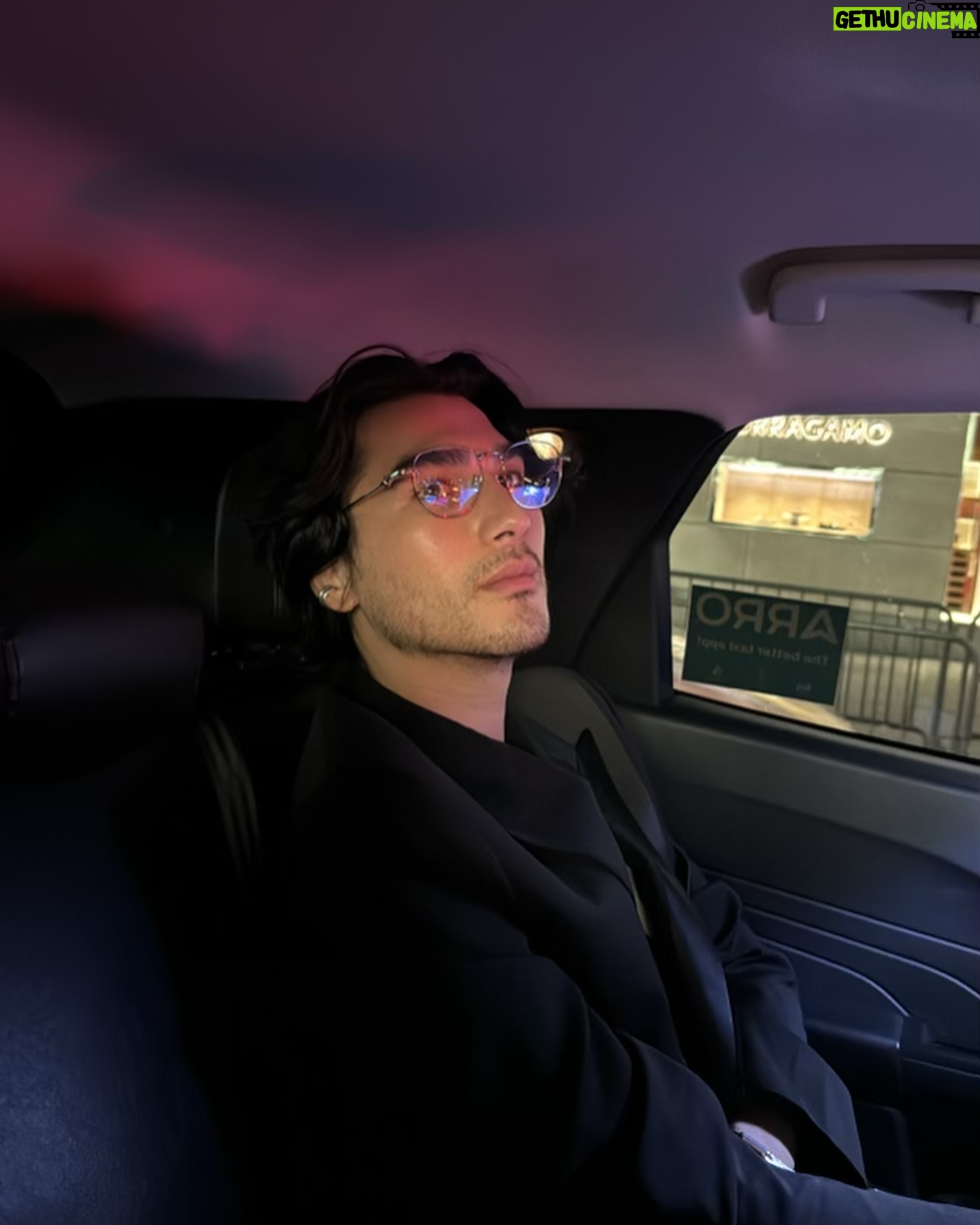 Blake Abbie - 3 Likes - 🕴️