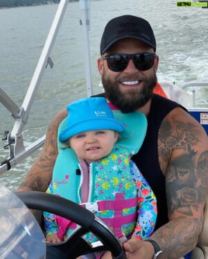 Blake Foster Instagram - My lil princess 👑 miss Olivia Ryan foster aka Livy Lou  Happy 5th birthday, my baby! Time flies so fast! It seemed like yesterday when I held you in my arms for the first time!

Reaching the age of five means you’ve become five times smarter, five times cuter, five times taller, and five times more adorable! Happy fifth birthday, sweetie!