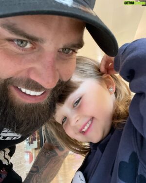Blake Foster Instagram - My lil princess 👑 miss Olivia Ryan foster aka Livy Lou  Happy 5th birthday, my baby! Time flies so fast! It seemed like yesterday when I held you in my arms for the first time!

Reaching the age of five means you’ve become five times smarter, five times cuter, five times taller, and five times more adorable! Happy fifth birthday, sweetie!