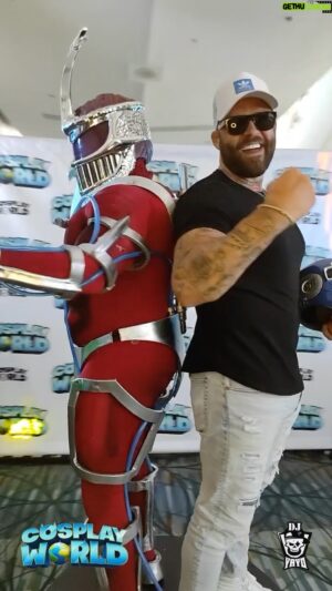 Blake Foster Instagram - Lord Zedd didn’t want the smoke lol 
 So we taking over 😤⚡️💙

@cosplayworldcon 

#BlueRanger x #lordzedd

 #Shiftintoturbo #mightymorphinpowerrangers #PowerRangers #BlueRanger #BlueCrew #itsmorphintime⚡️