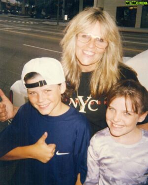 Blake Foster Instagram - Happy birthday 🎂 

Happy birthday to the woman who sacrificed so much for me. ...

You've always been my biggest supporter

to the best mom in the whole wide 🌎 
The time sure is flying by , I’m beyond grateful for the years we’ve been able to cherish together. I’m grateful for all these memories that we get to share and being with your grand babies is keeping you young happy 71 🥳 🎂🎉🥳