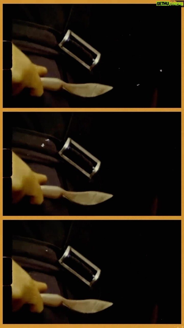 Blake Vaz - 3 Likes - Blake Vaz Presenta:
Morte del Lunedì!
Una scena di morte da un giallo ogni lunedì...
Oggi è il turno di
“PERCHÉ QUELLE STRANE GOCCE DI SANGUE SUL CORPO DI JENNIFER?”
(THE CASE OF THE BLOODY IRIS)
Regia di il GIULIANO CARNIMEO (COME ANTHONY ASCOT)
Con la bella regina dei gialli EDWIGE FENECH, il bello GEORGE HILTON e PAOLA QUATTRINI
Enjoy
#blakevazpresenta #giallo #mortedellunedi
#giallofilms #instagiallo #horrorfilms #horror #instahorror #giulianocarnimeo #anthonyascot
#edwigefenech #georgehilton #paolaquattrini
#perchequellestranegoccedisanguesulcorpodijennifer #thecaseofthebloodyiiris