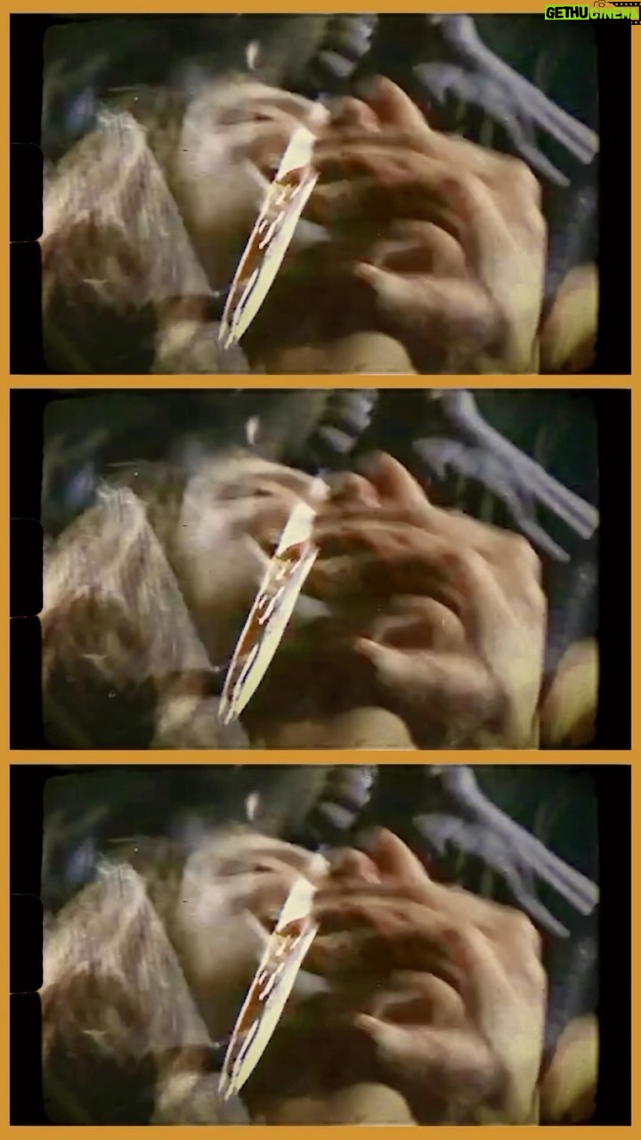 Blake Vaz - 3 Likes - Blake Vaz Presenta: Morte del Lunedì!
Una scena di morte da un giallo ogni lunedì...
Oggi è il turno di un Giallo Spagnolo“LA RESIDENCIA”
(THE HOUSE THAT SCREAMED)
Regia di NARCISO IBAÑEZ SERRADOR
Con LILI PALMER, CRISTINA GALBO E JOHN MOULDER-BROWN
Enjoy
#blakevazpresenta #giallo #mortedellunedi
#giallofilms #instagiallo #horrorfilms #horror #instahorror #narcisoibanezserrador
#lilipalmer #cristinagalbo #johnmoulderbrown
#laresidencia #thehousethatscreamed