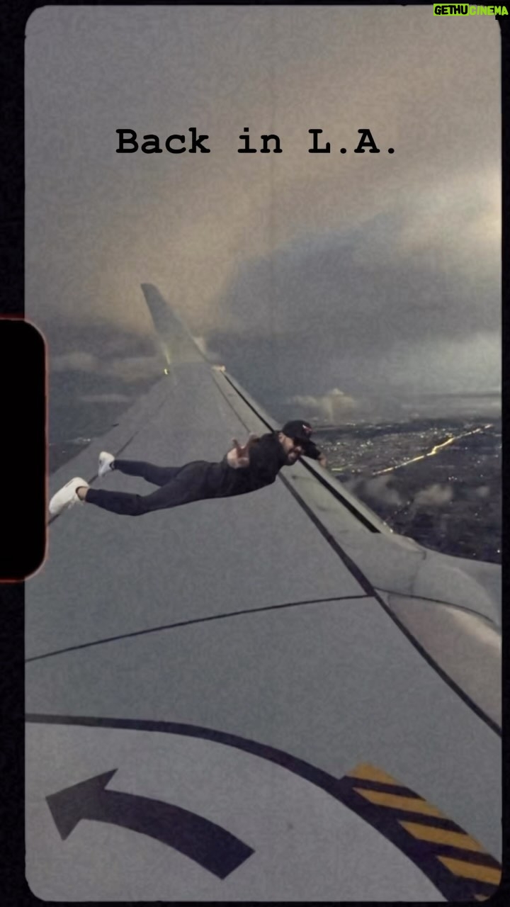 Blake Vaz - 3 Likes - Back in L.A. with some OG The Twilight Zone vibes…
#nightmareat20000feet #thetwilightzone #comeflywithme #greenscreen #16mm #flying