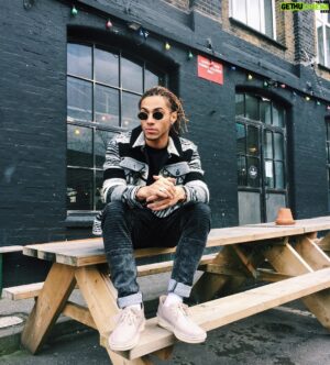Bluey Robinson Instagram - East London coolin w/ @vickygrout 📸 #blueyrobinson
