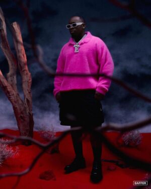Blxst Instagram - caught a look w. @gaffer ® in London , article out now 🔥🔥🔥

Photography: @filmawi
Styling: @jayhines_ 
Set Design: @alanscottyz
Grooming: @tanaycious_skin
Retouch: @lahretouch
