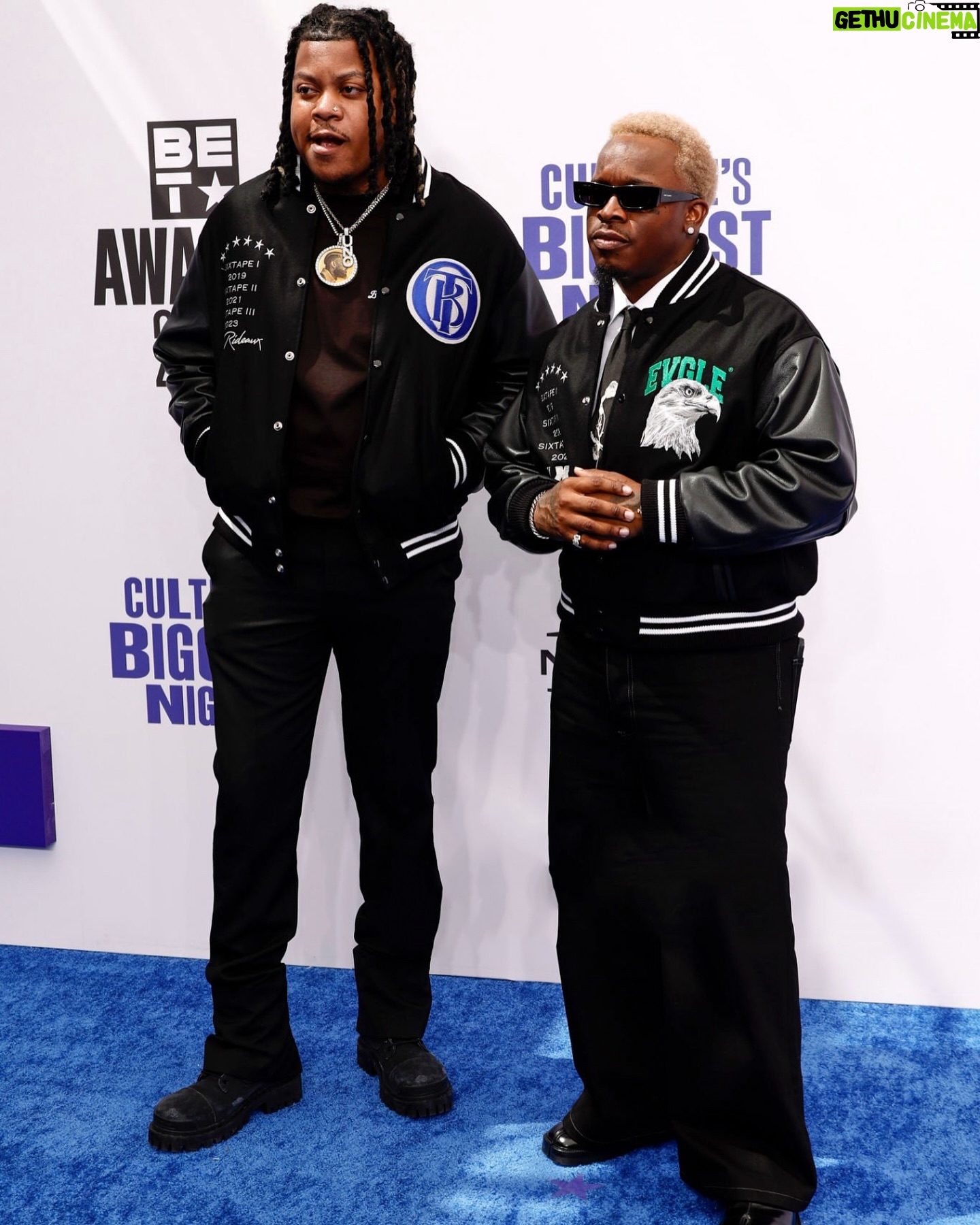 Blxst - 25.4K Likes - We here… 🏆🏆 @binorideaux #BETawards2024
comment a Sixtape lyric.