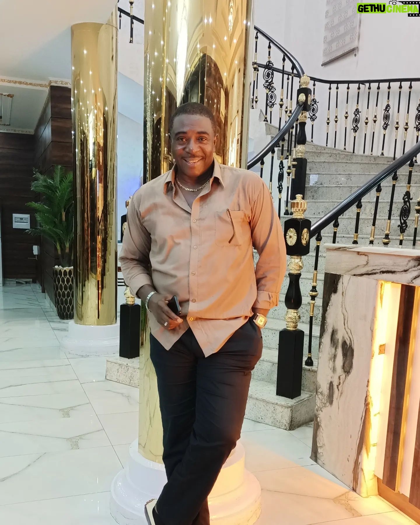 Bob-Manuel Udokwu - 1.3K Likes - A smile lights up the soul and the world!