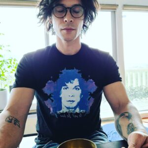 Bob Morley Instagram - As part of the #bewellbekind campaign I wanted to share some of my self care routine with you guys. So here is me trying to meditate. On my journey I did an intensive outpatient program on DBT. Grounding myself and learning to clear the mind, is more difficult than it sounds. But daily I attempt to find calm and meditation is one of those ways. Help me raise funds for @namicommunicate and @littlehlearning the link is in my bio. #bewellbekind #breakingthepovertycycle #breakthestigma