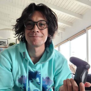 Bob Morley Instagram - As part of the #bewellbekind campaign I wanted to share some of my self care routine with you. 

Gaming. The fun part! This is a chance to switch off and plug in. To completely immerse myself in another world. Whether it be a cowboy, car racer or a combat worm. I connected with friends and be a kid again, the worries can wait. It's so important to find time for yourself, in whatever way. 

Help me raise funds for @namicommunicate and @littlehlearning the link is in my bio.
