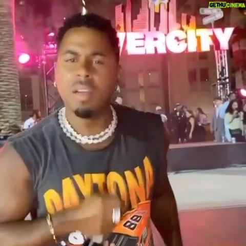 Bobby V - 8.8K Likes - This what that real r&b make you feel like !
I love yāall & the love you give me ā¤ļøšÆšā¤ļø
#bobbyv