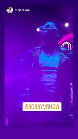Bobby V Instagram - Living the dream 🎤🥰🙏🏽
#bobbyvshow