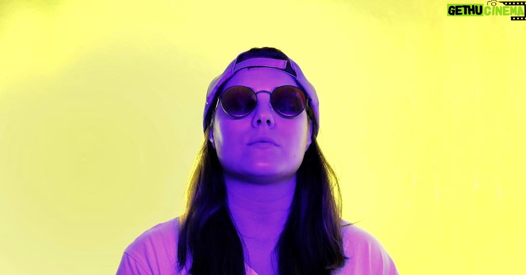 Bolli - 2K Likes - Libera a tus monstruos