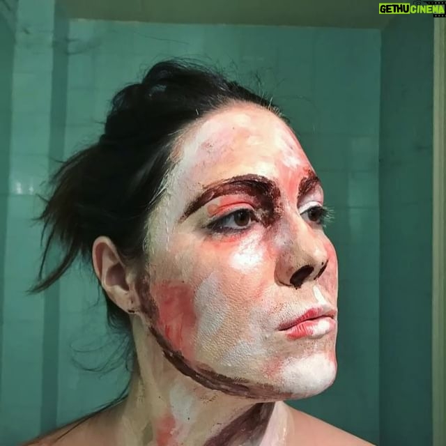 Bolli - 2.1K Likes - Autorretrato líquido.