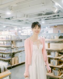 Actress Bonnie Wang HD Instagram Photos and Wallpapers June 2024