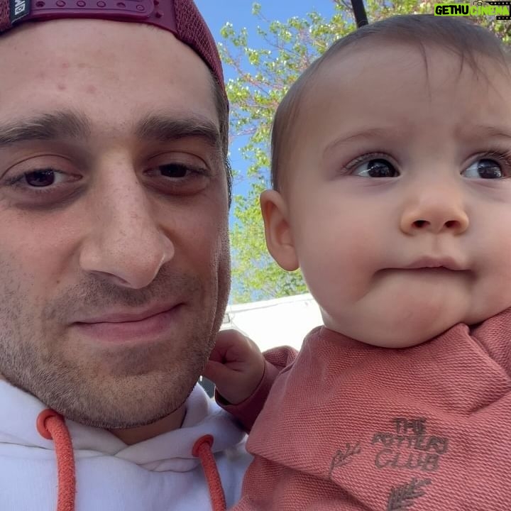 Bora Akkaş - 12.1K Likes - Suzicim bu sene ben eğlendim seneye sen daha çok söz. :)) Tüm dünyanın 23 Nisan Ulusal Egemenlik ve Çocuk Bayramını kutlarım 🤍