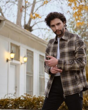 Bora Cengiz Instagram - @allmagazine ARALIK 🎈

Yayın Direktörü meltemaydin_ofc
Röportaj @salihdevrim
Fotoğraf @dorukugurluer
Moda @oonurrozcann
Saç @mert.pekguzelofficial
Makyaj @shahrzad.naseri
Moda Editör Asistanı @fahriyenuryuksel