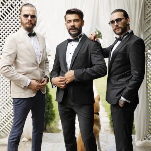 Bora Cengiz Instagram - Yakın arkadaşım evlendi, sağdıçlık ve şahitlik vazifemi yerine getirdim🫶🏻 

📸 @hakanakmanwedding 
  @hakanakman._