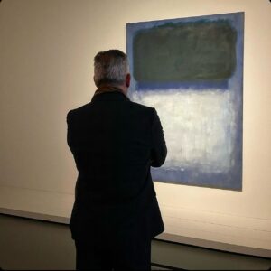 Boris Izaguirre Instagram - Bye February! In Paris, earlier this beautiful month! My much loved Place Vendome and admiring Rothko at @louisvuittonfoundation both pics by @rubennog love, boris