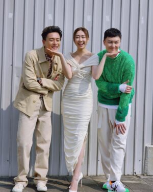 Bosco Wong Instagram - 其實我哋可唔可以正經啲呢？

@vincentwong07  @nwuuu
 @SandroParis #sandroparis