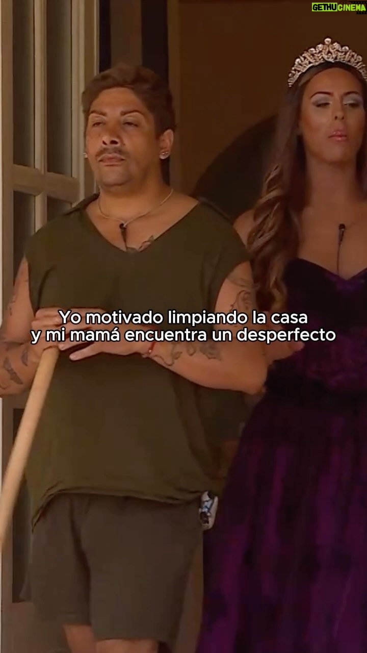 Botota Fox - 26K Likes - Pero si ya estaba todo limpio 😢
#GanaroServir🔥🕰️ De domingo a jueves después de #T13Central por #Canal13 y todas sus plataformas 📺📲💻 y también por el canal 712 de VTR 📺