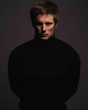 Bradley James Instagram - A picture of a man who jumped the gun on winter jumper season. Je ne regrette rien

A @SamMackayPhoto snap