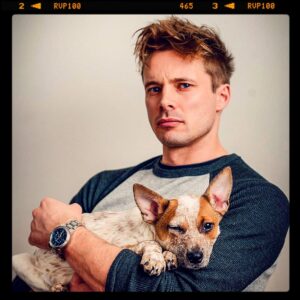 Bradley James Instagram - Wink if you’ve just formed a new Crime-Fighting Detective Agency with Bradley James.
Also wink if you’re a @RedemptionPaws pup & you’ve got a bunch of pals in Toronto who would love to be adopted.

#AdoptaRescue

photo: @imajing