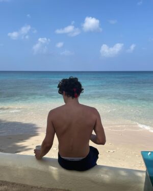 Bradley Will Simpson Instagram - Hello you lot, I hope 2021 has brought you happiness, good memories and lessons. Another year that your support blows me away. I feel grateful to have shared my year with so many special people and to have had so many special moments. Thank you, sending my love, let’s have a beautiful 2022 shall we. X