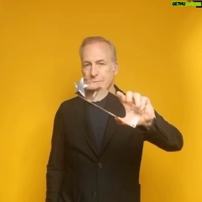 Brando Crawford - 1.9K Likes - 1. āWell I cant wait for you to hear me say oh hi Markā -Bob to @imdb
2. āOh hi Markā An inside look into @joey_sperberās genius VFX work paired with @adamlinssen.cine cinematography
3. Bob gives the full scoop on @pbs