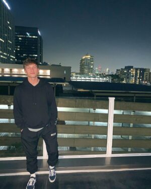 Brandon Butler Instagram - 🛸🛸🛸