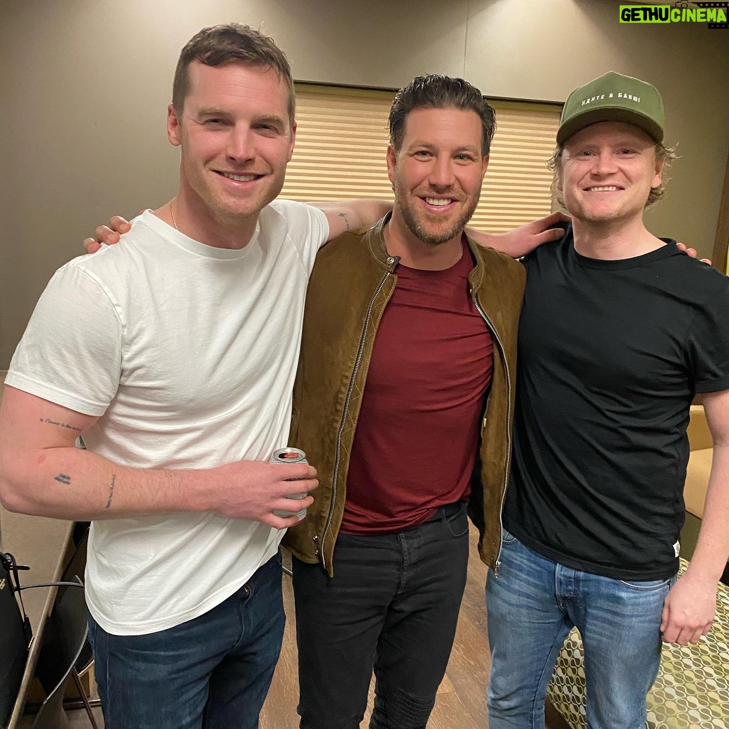 Brandon Prust - 2.7K Likes - Quarantining watching @letterkennyproblems .. these guys put on a great show last month at centennial hall!