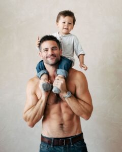 Actor Brant Daugherty HD Instagram Photos and Wallpapers January 2024