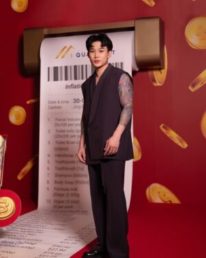 Braven Yeo Instagram - Money No Enough 3 is officially out in cinemas now!!!

Be sure to catch it and who knows we might swing by 😉

#moneynoenough3 #actor #movie #redcarpet