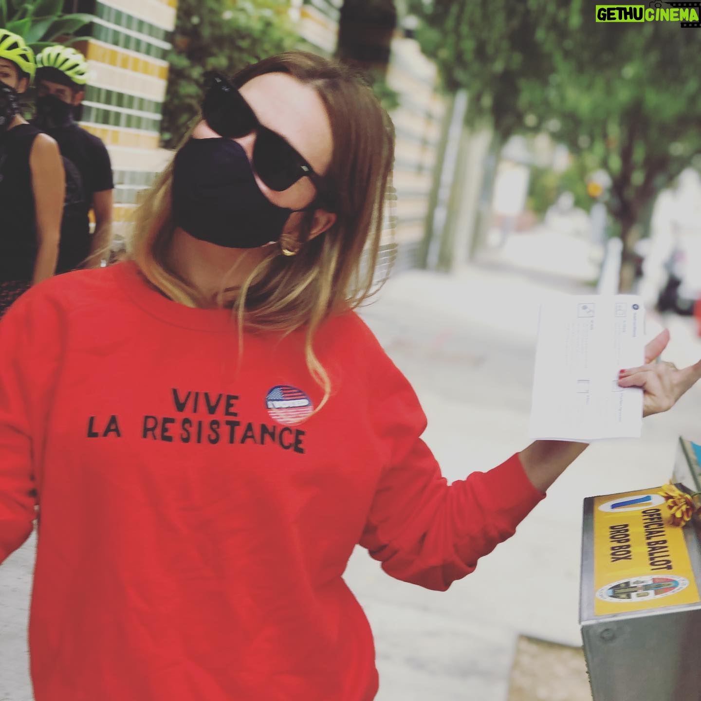 Bre Blair - 488 Likes - If you still have you’re mail in ballot still DO NOT MAIL. Drop off or go in person. It is too late to mail. And please please for the love ... fucking VOTE. ❤️ and visit @votedotorg for easy how to/ voter info in their bio link. Let’s do this!!!