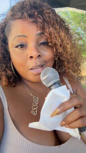 Brely Evans Instagram - Whose Auntie on the mic at yall cookout ❤️🤣❤️WHAT SONG YALL WANT NEXT?? one of members of Studio 2 is giving them all the Anita Baker!! If you know then you know. Did yall watch @familybusinessbet on @betplus yet?? Whyyy ITS ONNNNNNNN!!!