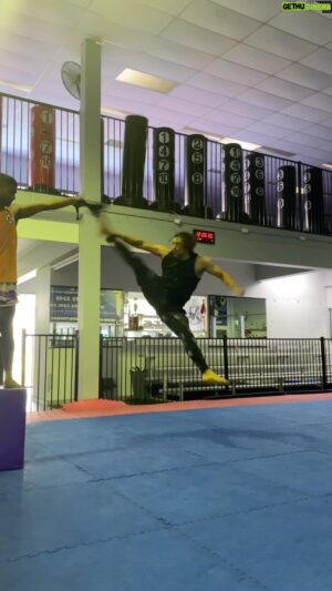 Bren Foster Instagram - Montage Monday! My love the #martialarts is pretty strong if you hadn’t guessed that already 😂.
#taekwondo #muaythai #jumpkicks #spinningkicks #kickboxing #karate #kungfu #brazilianjiujitsu #sambo #savate #kicks #jump #explore #movement #health #consistency #brenfoster #focus #dedication