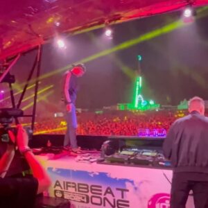 Brennan Heart Instagram - Back in the 90’s little Fabian grew up with our so called Happy Hardcore. He saw us performing on stage several times at the local club in Helden, his birth village. That was the moment where his own vision was given in… 💥

Bliss was born and almost immediately turned on his creativity, stepping onto the path of music energy 🎶

Nowadays roles are reversed. He became a master himself by giving birth to what wants to be heard and seen in his imagination, serving so much beautiful music to millions of people around the world 💫

Last Saturday a few generations came together @airbeatone to celebrate the power of our and of all music, and to feel the unity within 🙌🏼

Thank you brother, for just being who you are 🙏🏻❤️

📸 @marcusroelofs and @10k_photograph