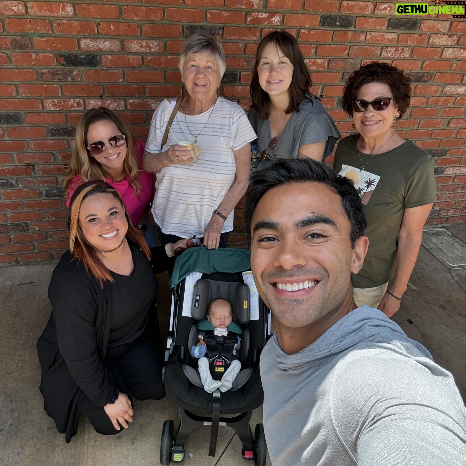 Brennan Mejia - 2.2K Likes - Rye Ryeās first visit with my mom, sister, grandma, and cousin š